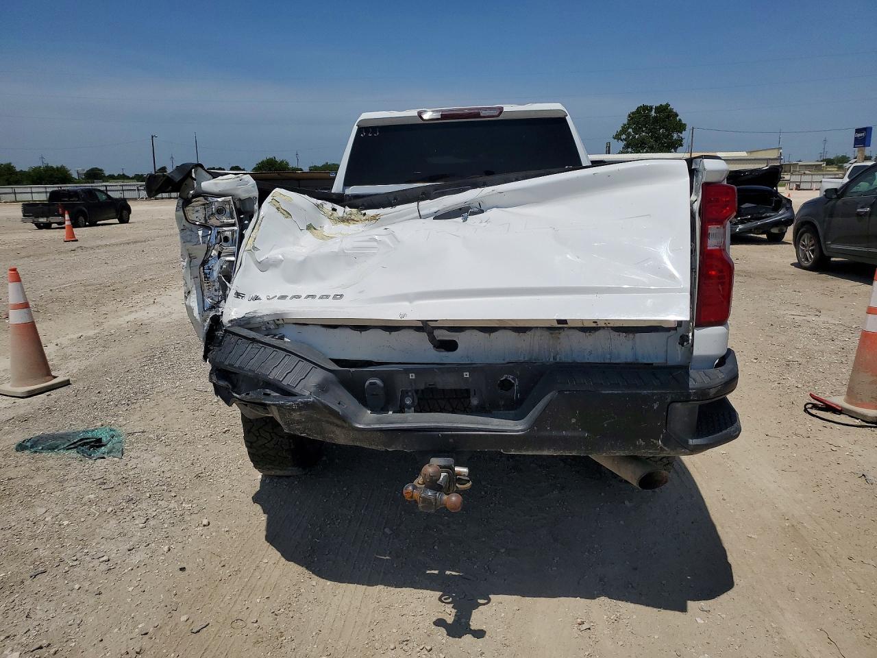 2020 Chevrolet Silverado C2500 Heavy Duty - Image 6