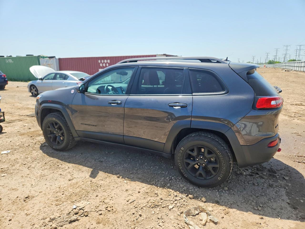 2017 Jeep Cherokee Trailhawk - Фото 2