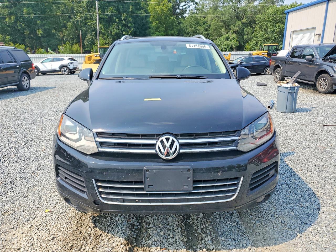 2012 Volkswagen Touareg V6 - Фото 5