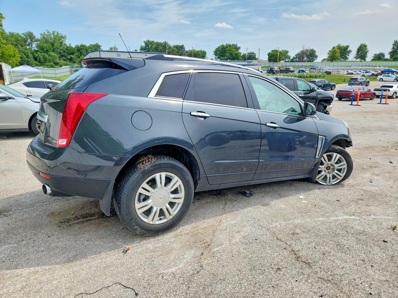 2015 Cadillac Srx Luxury Collection - Image 3
