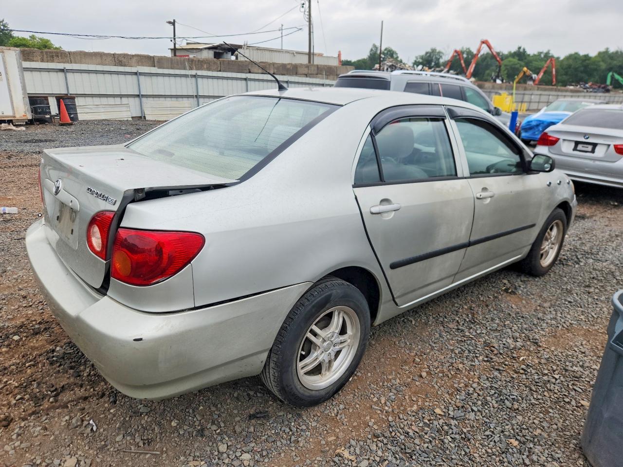 2004 Toyota Corolla Ce - Фото 3