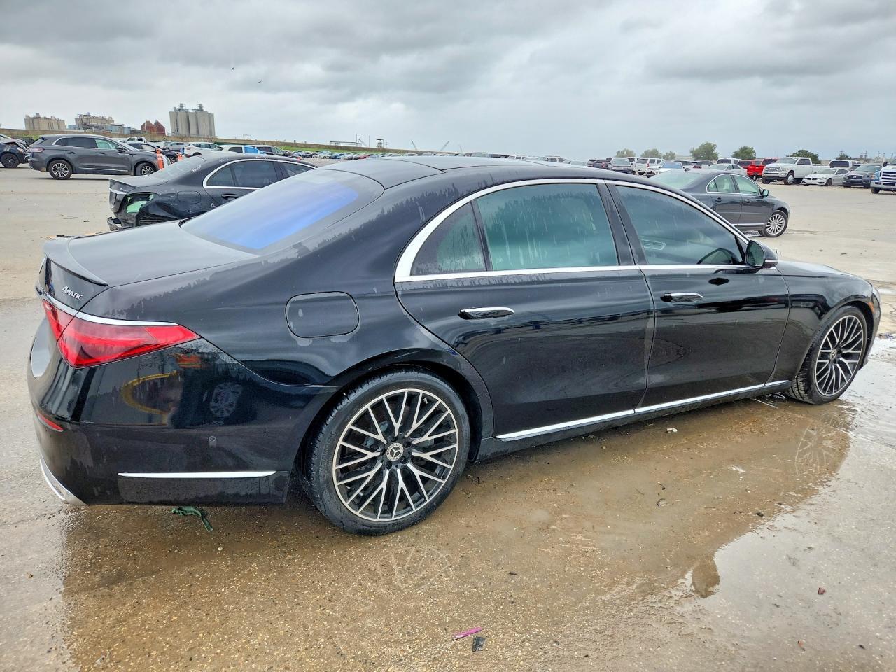 2022 Mercedes-Benz S 580 4Matic - Image 3