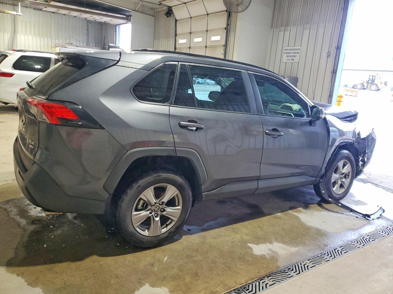 2025 Toyota Rav4 Xle - Фото 3