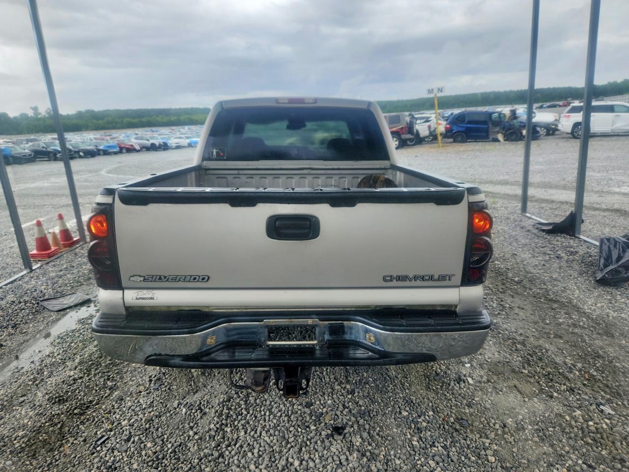 2005 Chevrolet Silverado C1500 - Image 6