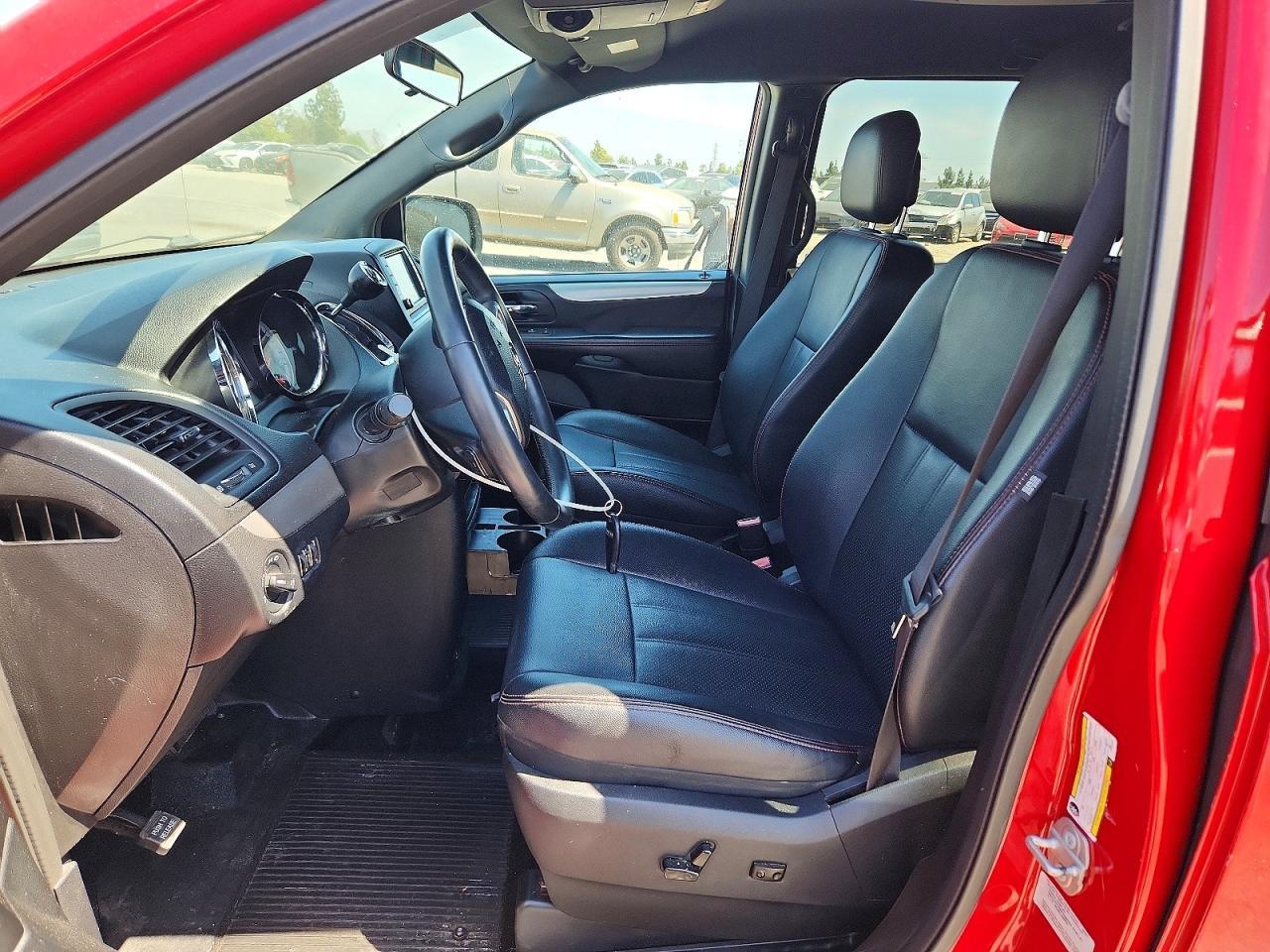 2016 Dodge Grand Caravan R/T - Фото 7