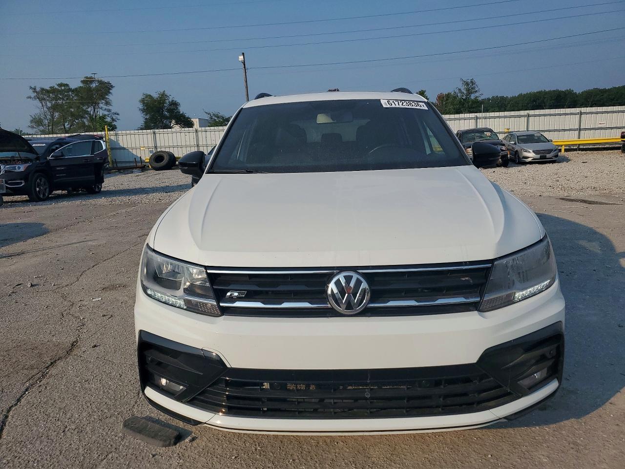 2021 Volkswagen Tiguan Se - Фото 5