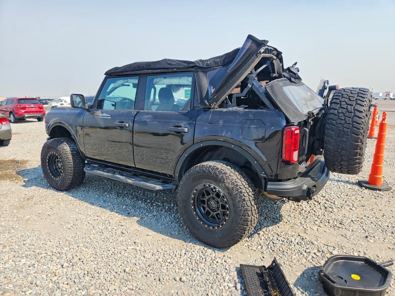 2022 Ford Bronco Base - Фото 2