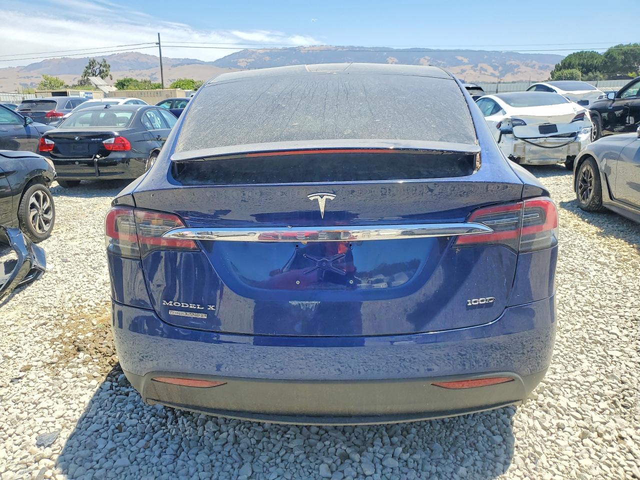 2018 Tesla Model X - Фото 6