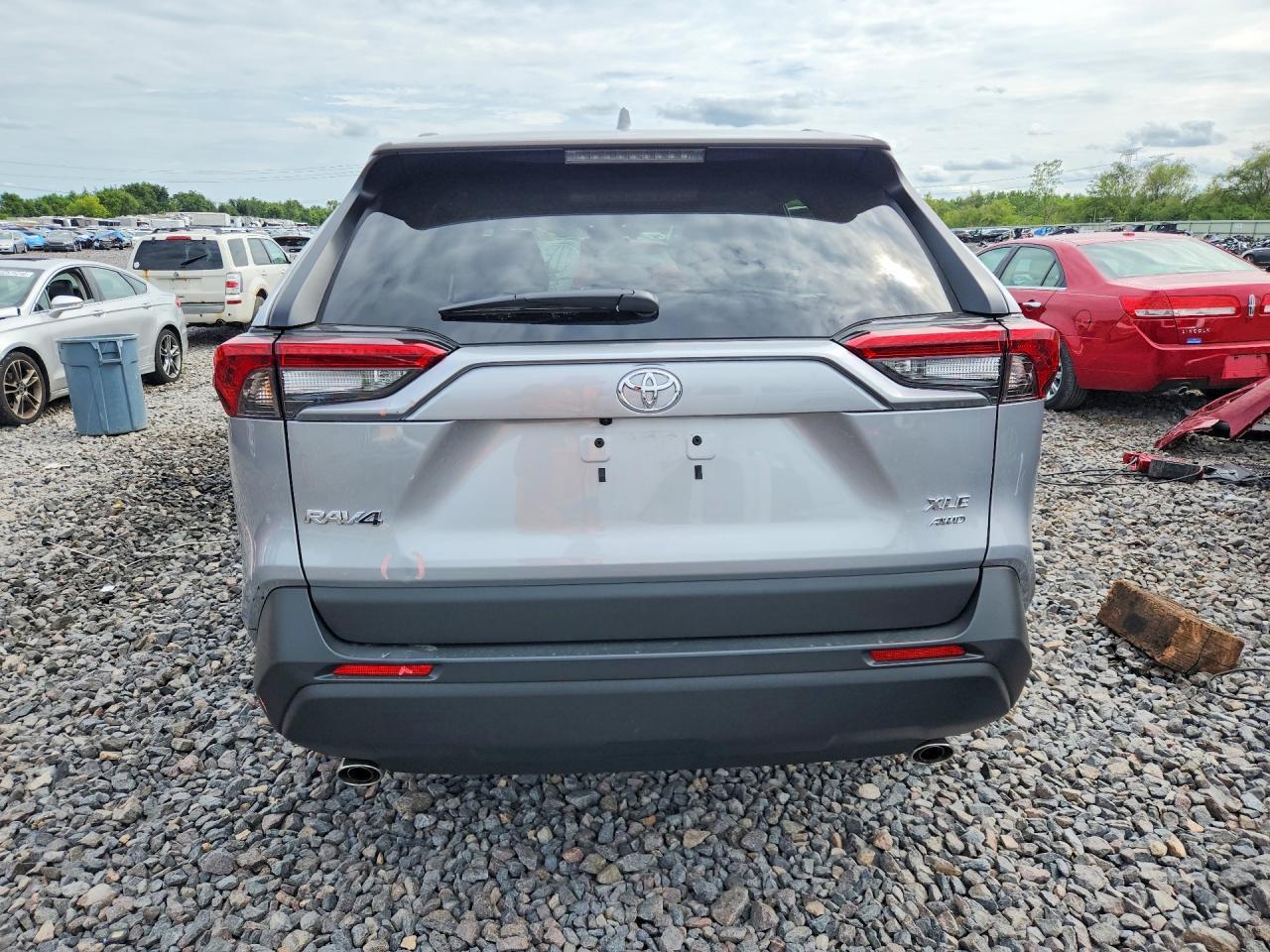 2025 Toyota Rav4 Xle Premium - Фото 6