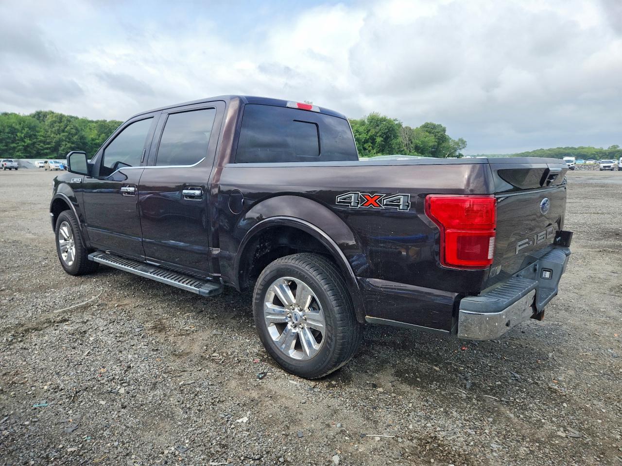 2018 Ford F150 Supercrew - Фото 2
