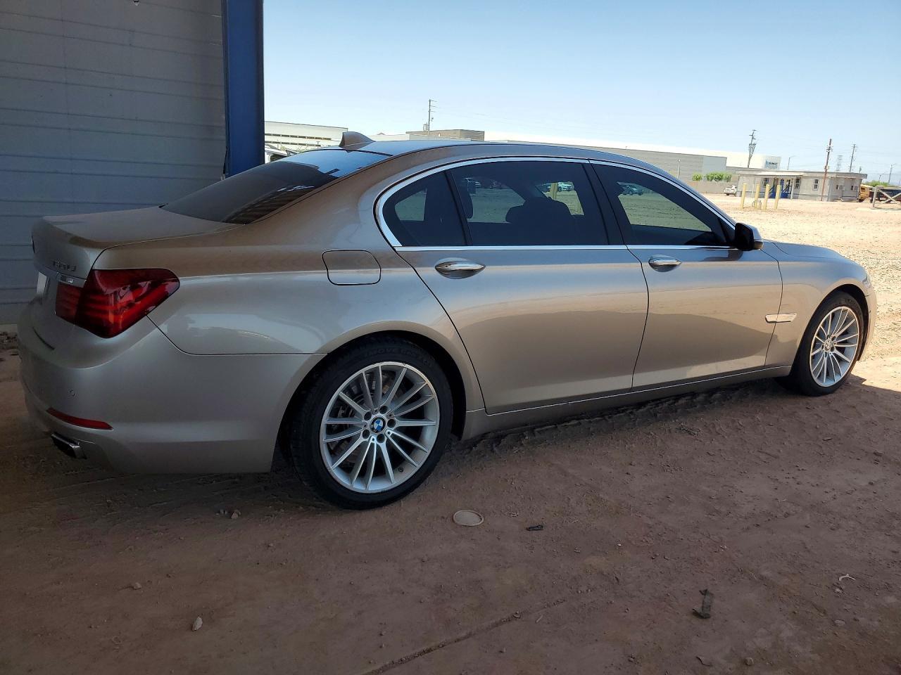 2013 BMW 750 Lxi - Фото 3