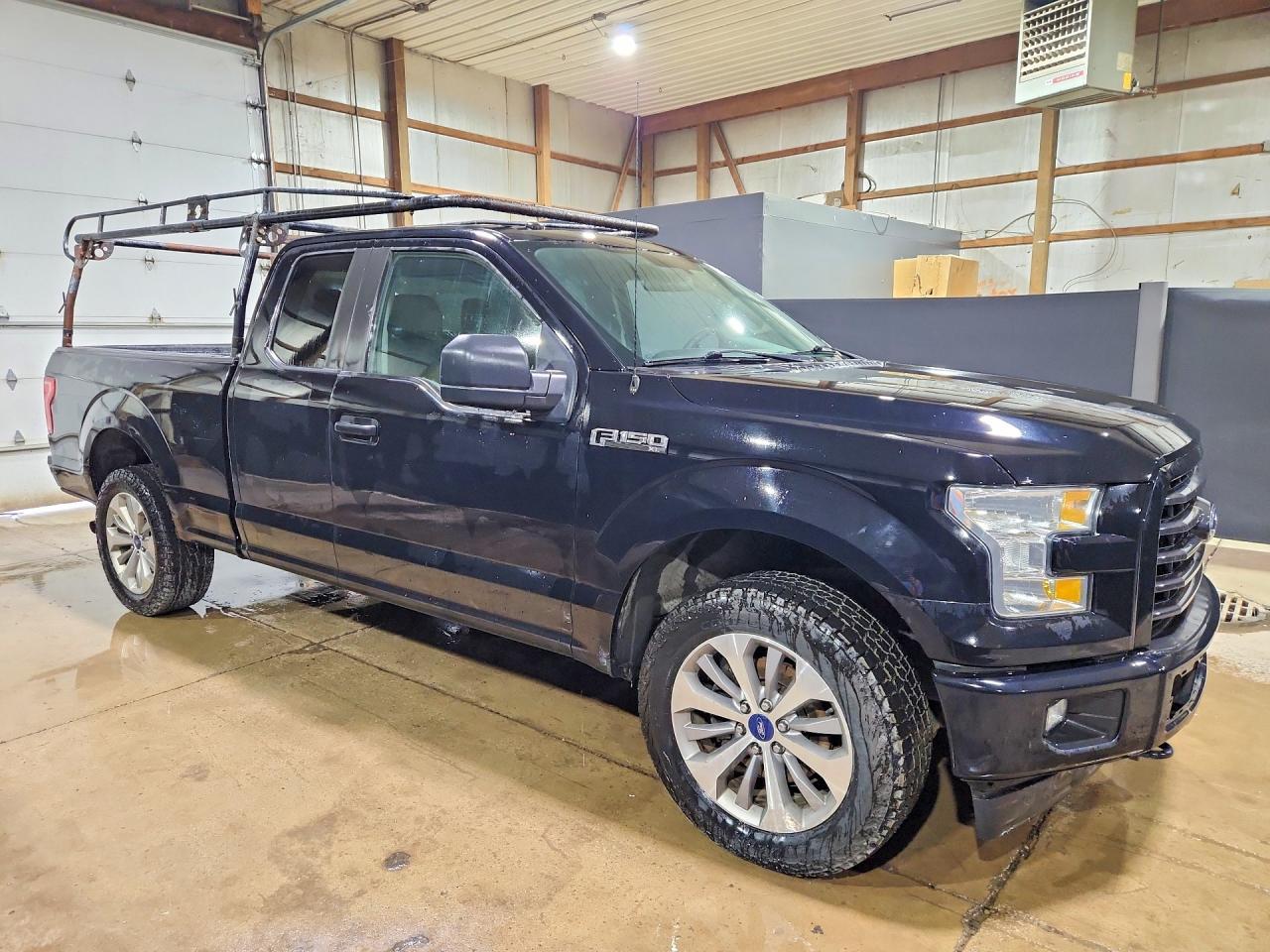 2017 Ford F150 Super Cab - Фото 4