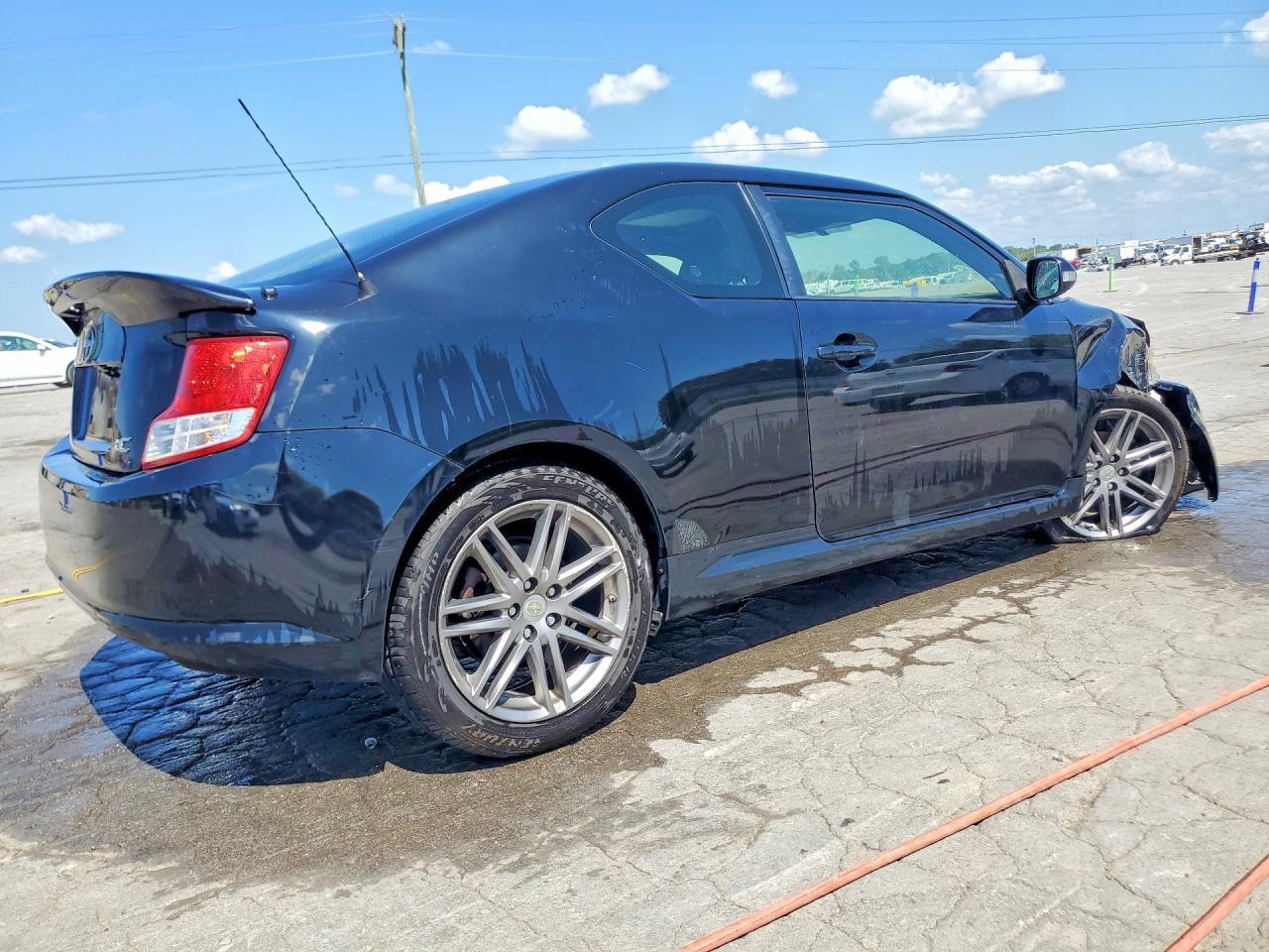 2013 Scion Tc Base - Фото 3