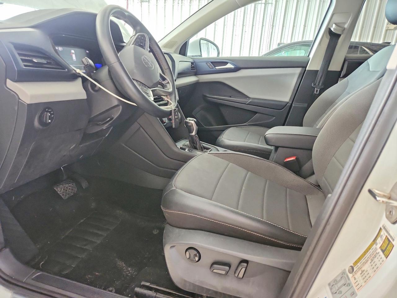 2022 Volkswagen Taos Se - Фото 7