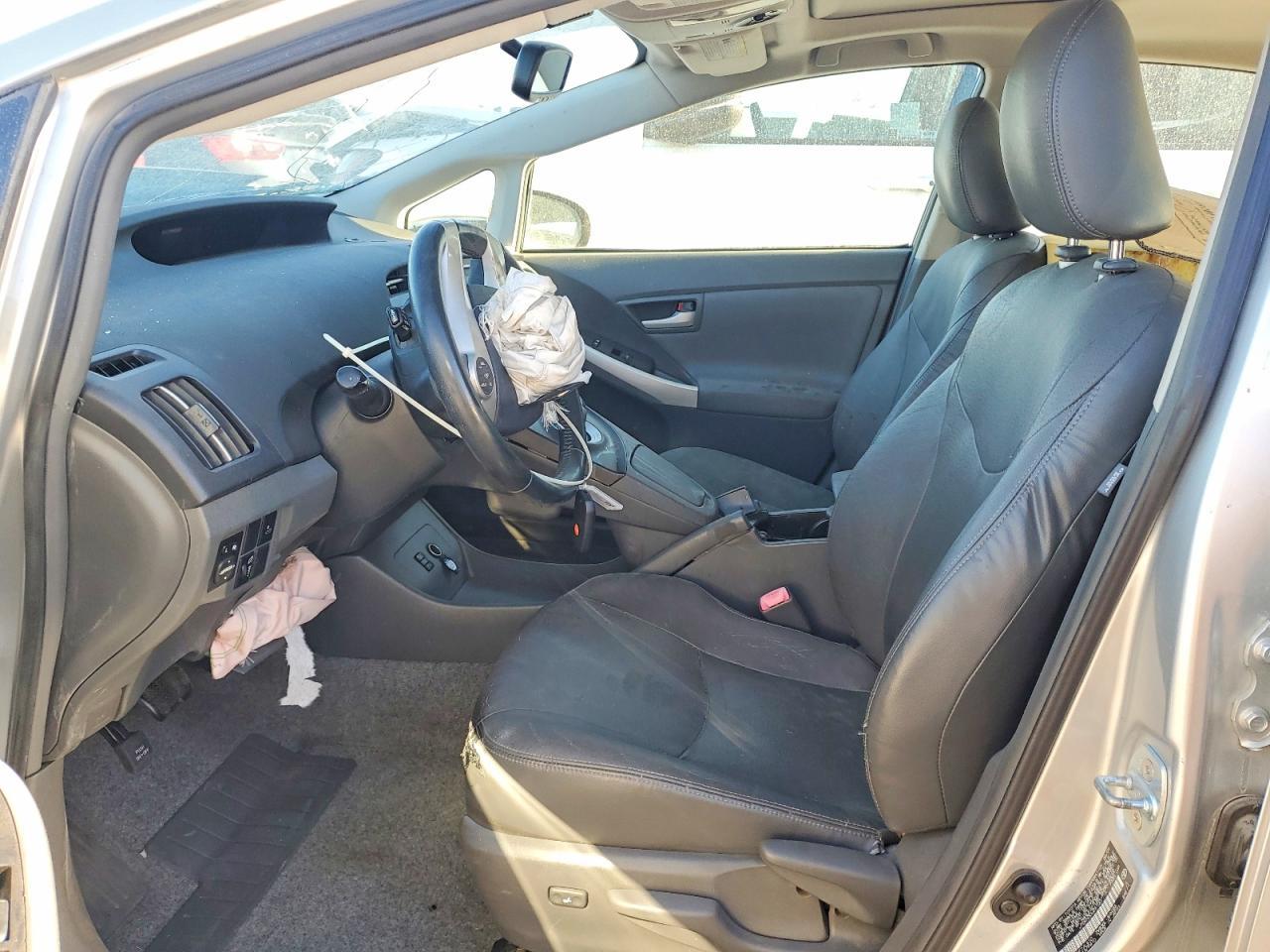 2010 Toyota Prius Iv - Фото 7