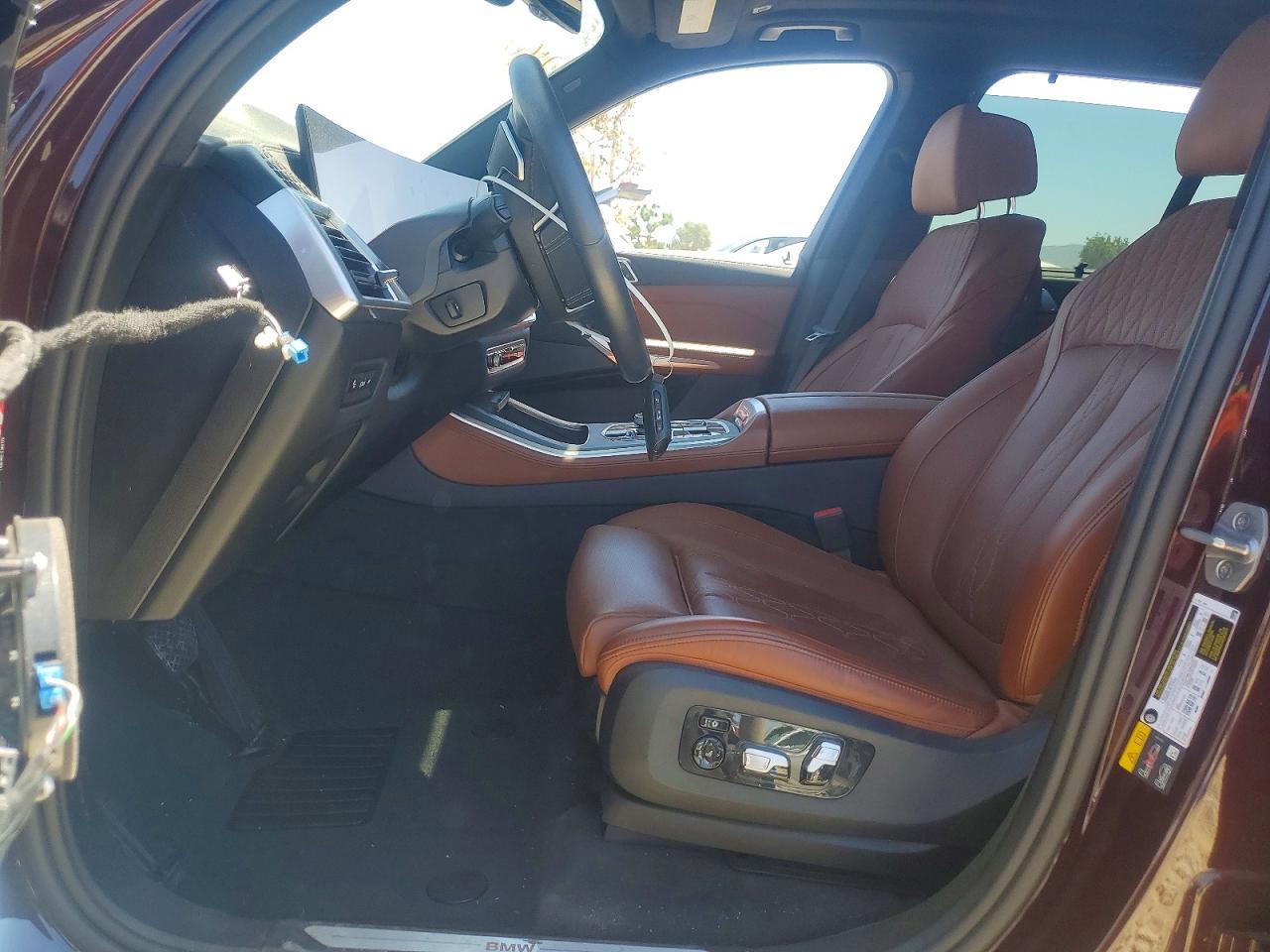 2025 BMW X5 xDrive50E - Фото 7
