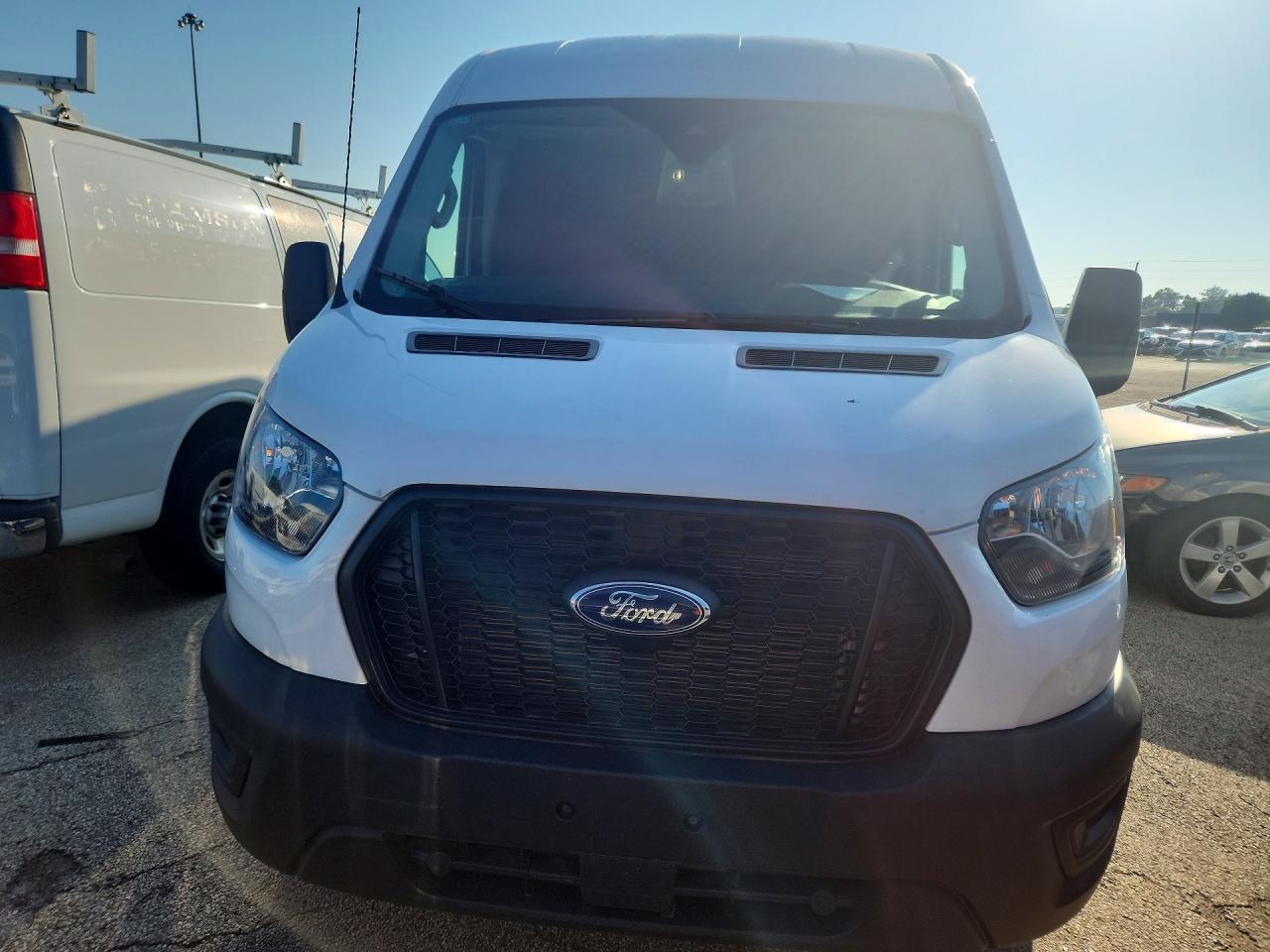 2024 Ford Transit T-250 - Image 5