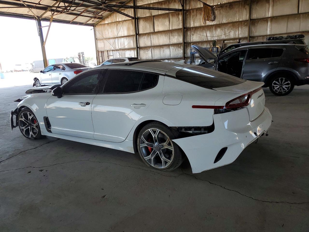 2018 Kia Stinger Gt1 - Фото 2