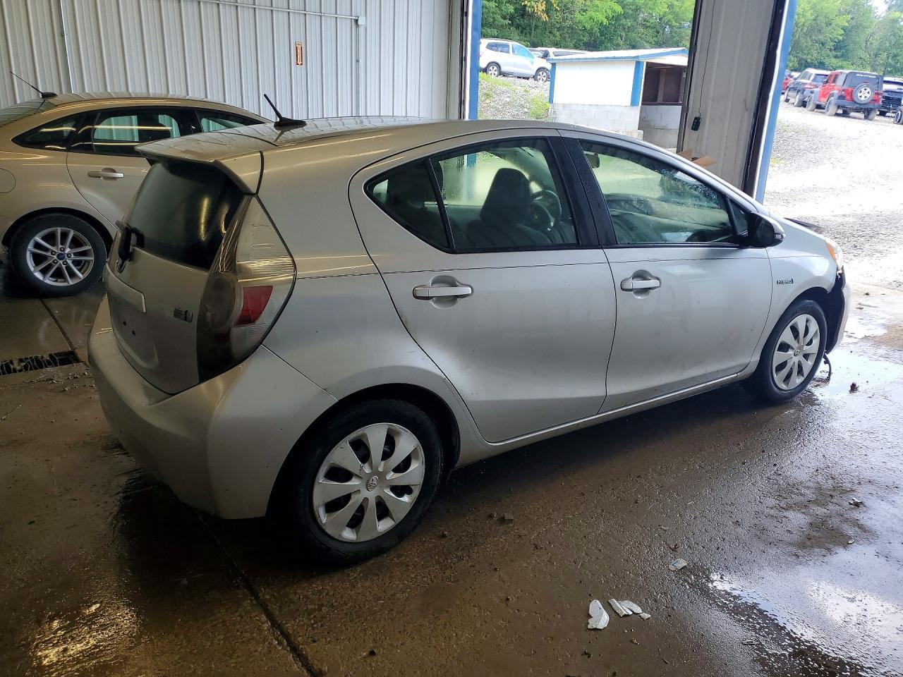 2012 Toyota Prius C Three - Image 3