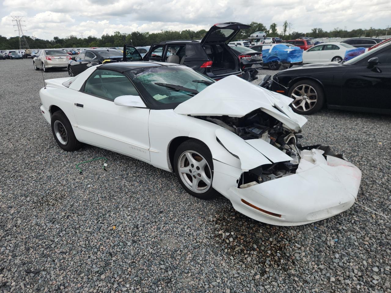 1997 Pontiac Firebird - Image 4