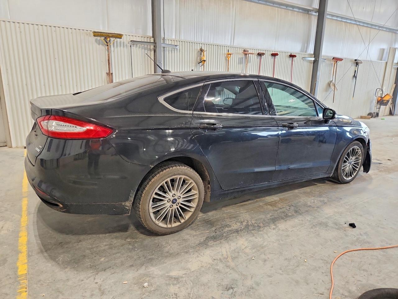 2013 Ford Fusion Se - Image 3