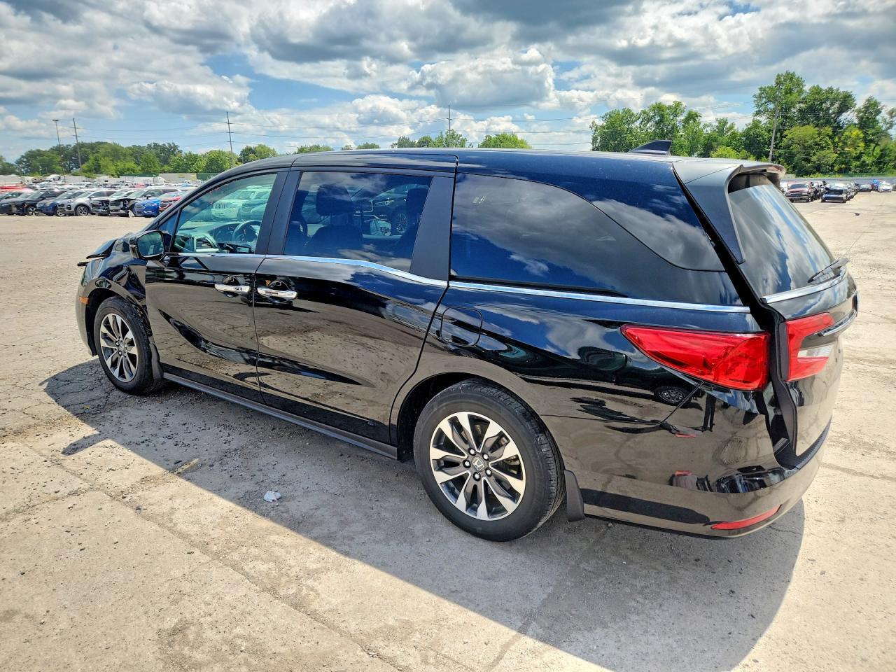 2024 Honda Odyssey Exl - Image 2