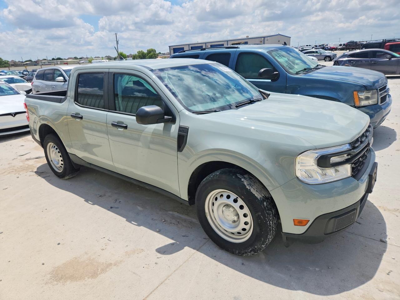 2024 Ford Maverick Xl - Image 4