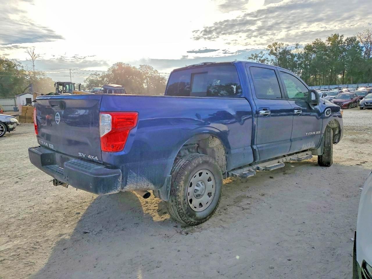 2021 Nissan Titan Xd Sv - Фото 3