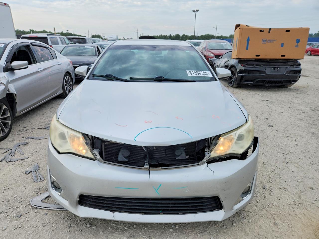 2012 Toyota Camry Xle - Image 5