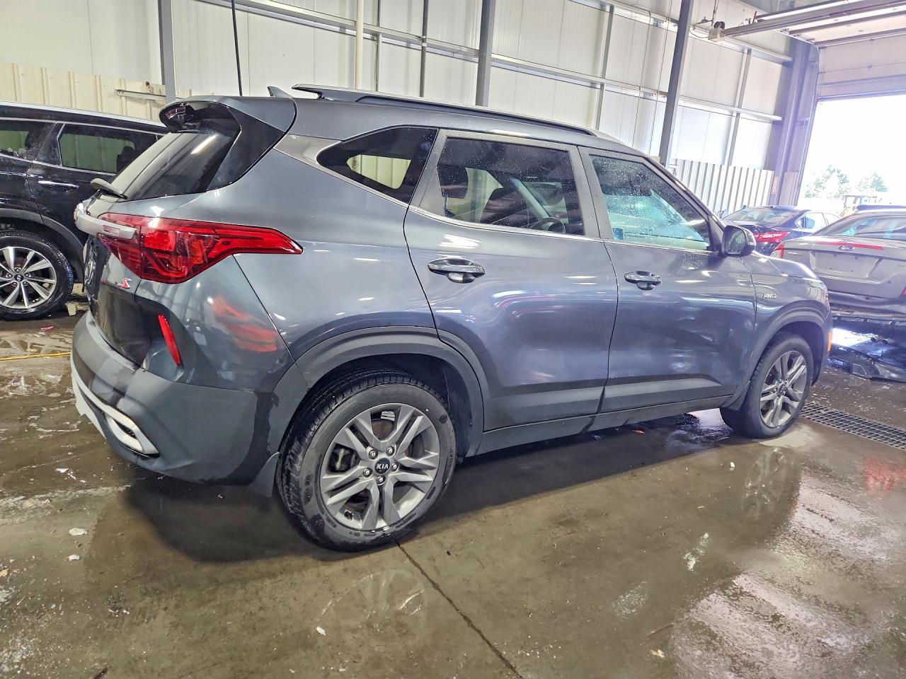 2021 Kia Seltos S - Фото 3