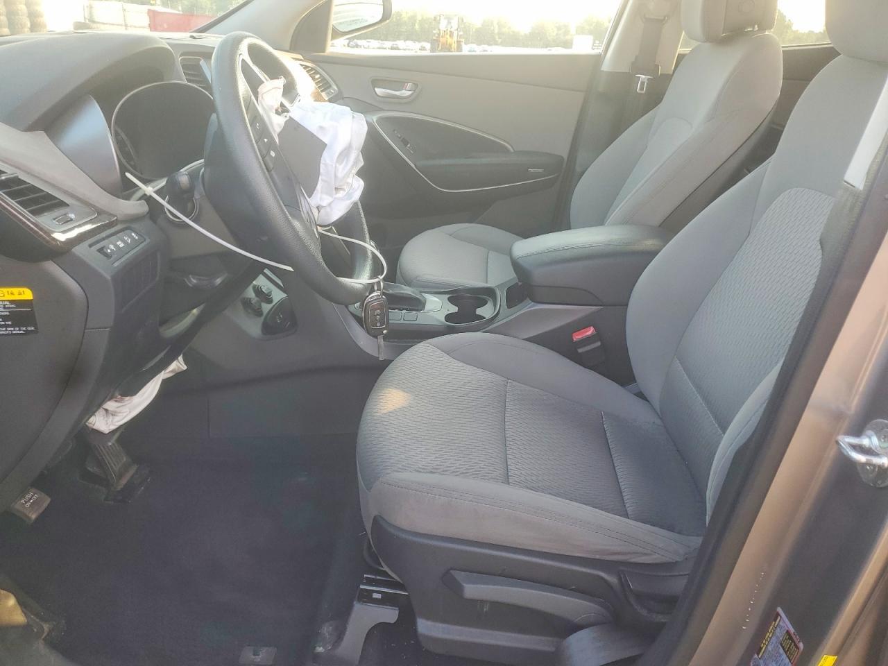 2018 Hyundai Santa Fe Sport 2.4L - Image 7