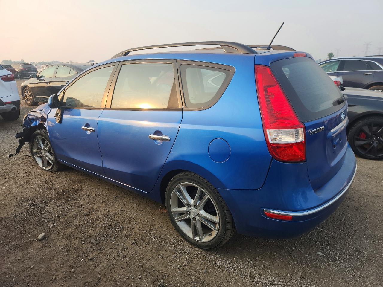 2010 Hyundai Elantra Touring Se - Фото 2