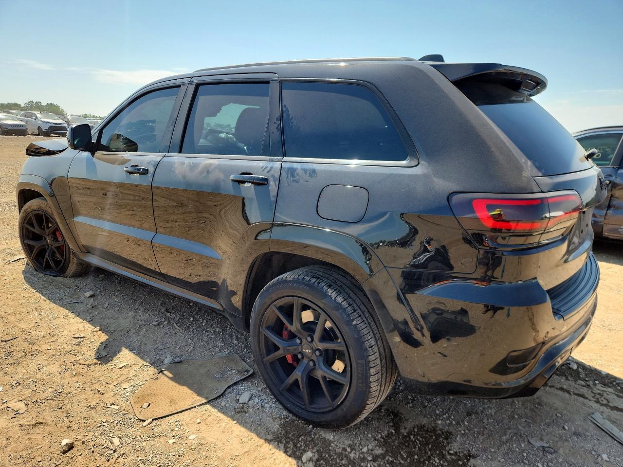 2018 Jeep Grand Cherokee Srt-8 - Image 2