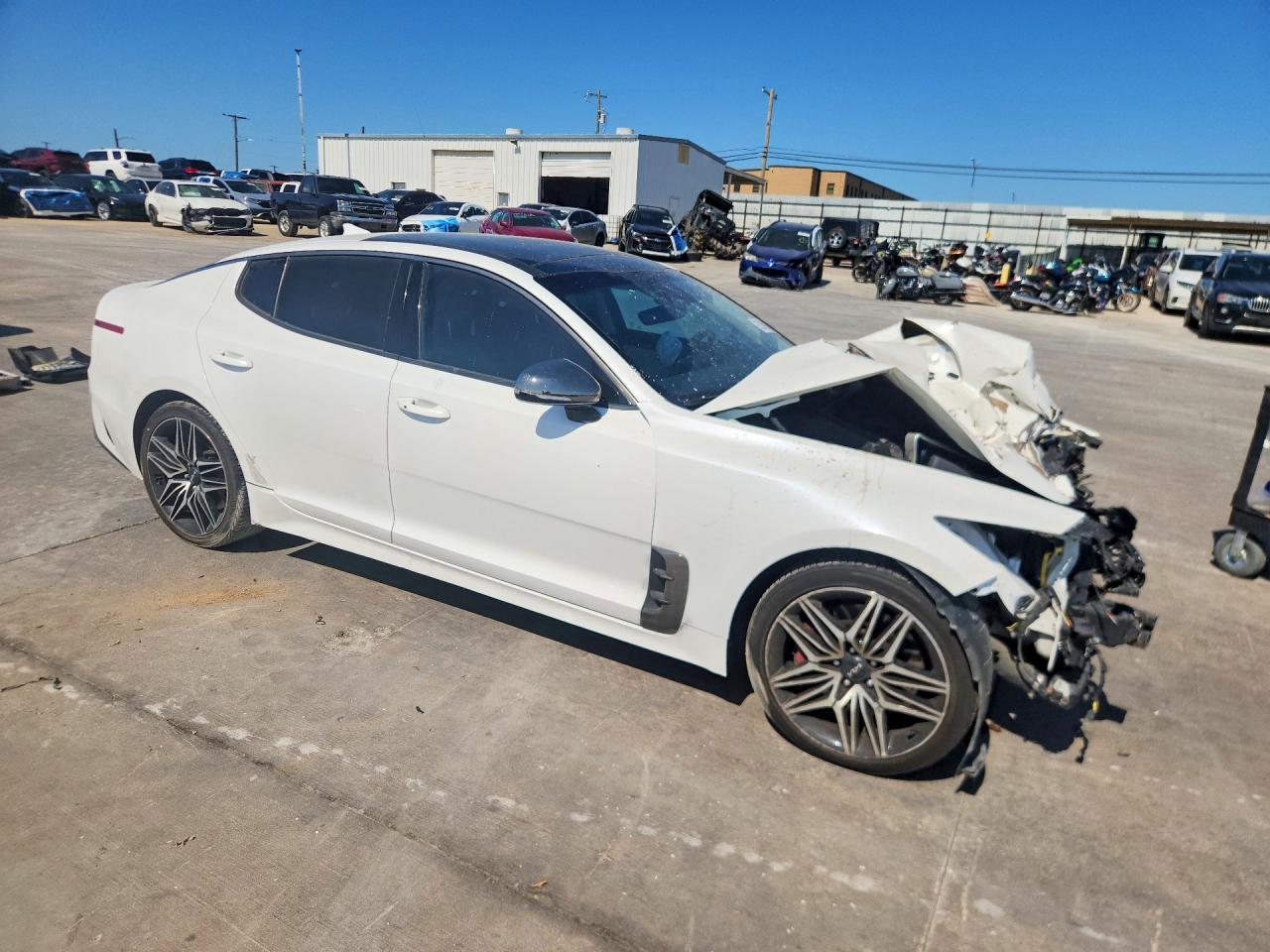 2022 Kia Stinger Gt1 - Фото 4