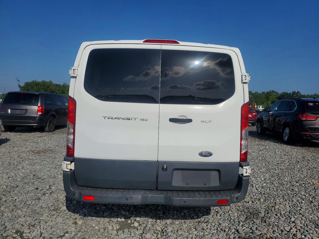 2015 Ford Transit T-150 - Image 6