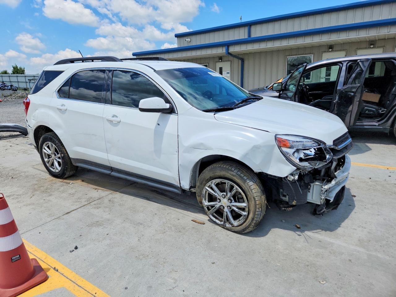 2016 Chevrolet Equinox Lt - Image 4