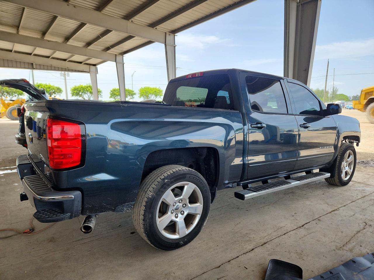 2017 Chevrolet Silverado C1500 Lt - Фото 3