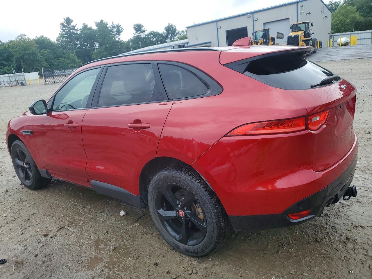 2017 Jaguar F-Pace Premium - Image 2