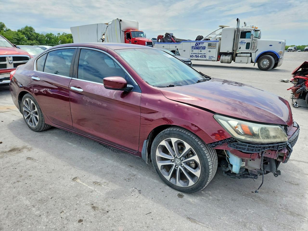 2015 Honda Accord Sport - Image 4