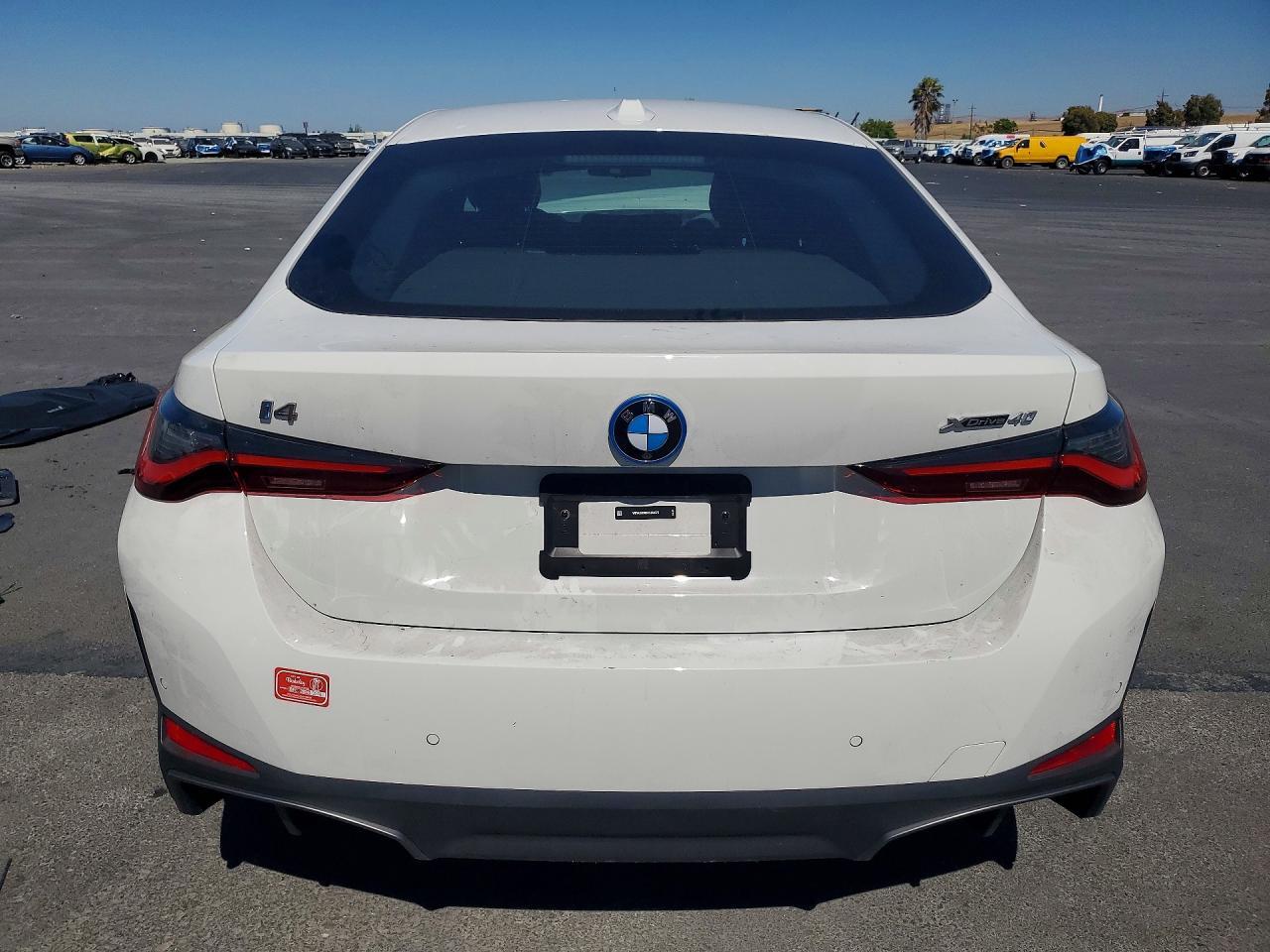 2025 BMW I4 xDrive 40 - Фото 6
