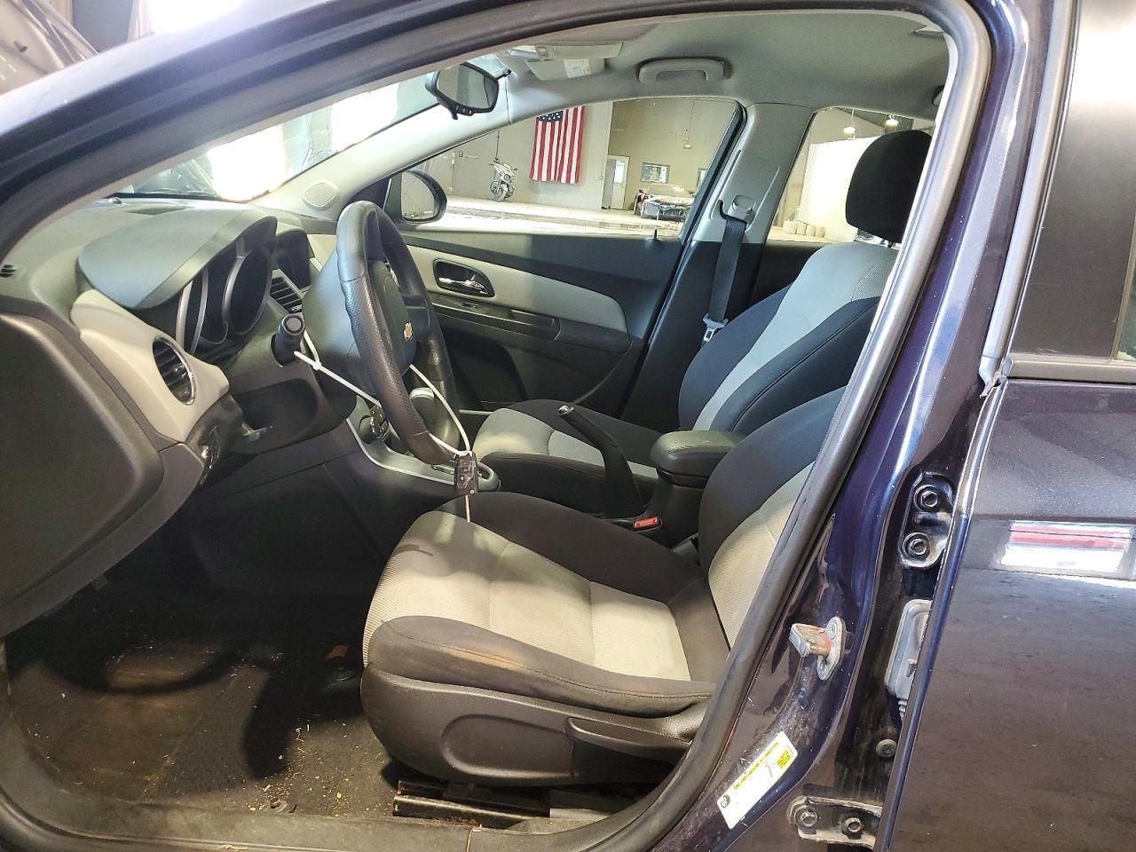2014 Chevrolet Cruze Ls - Фото 7