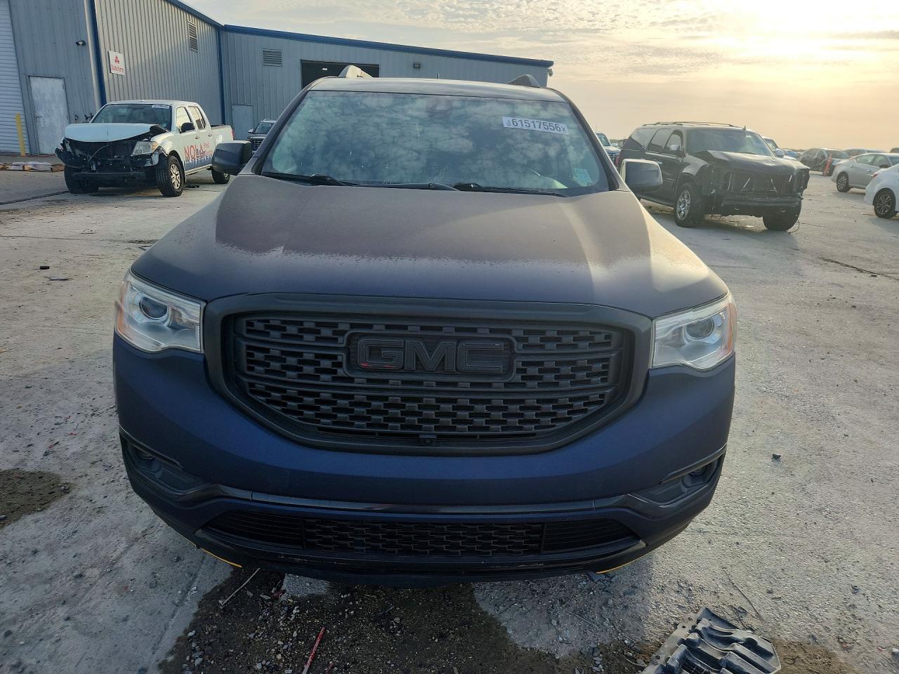 2017 GMC Acadia Denali - Фото 5