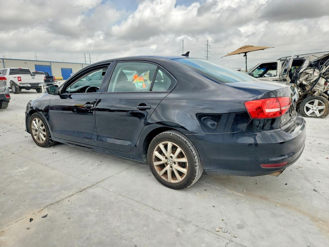 2015 Volkswagen Jetta Base - Фото 2