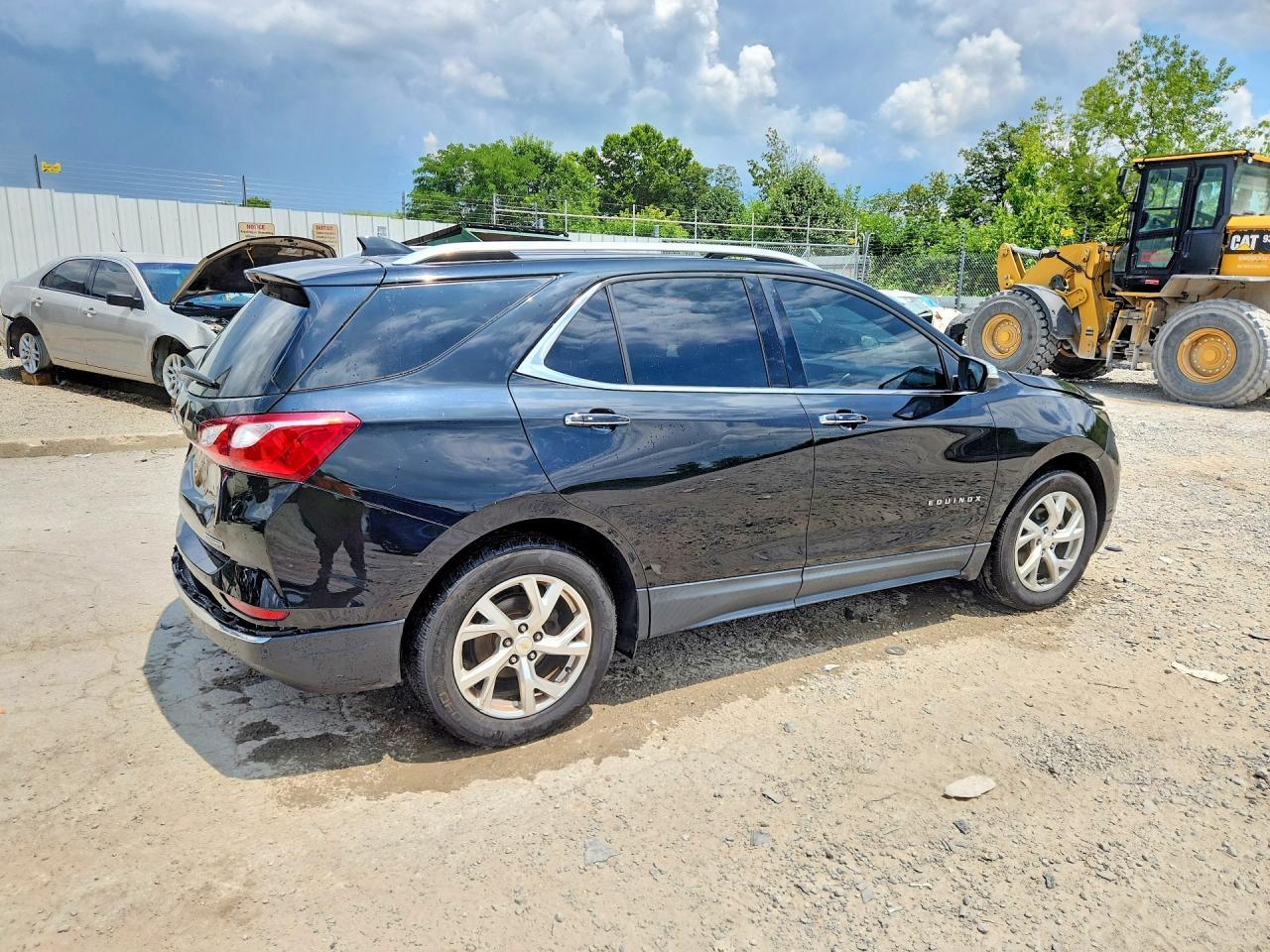2018 Chevrolet Equinox Premier - Фото 3