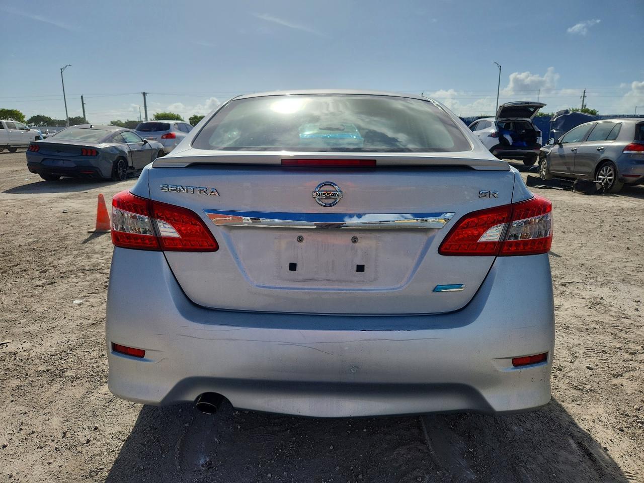 2013 Nissan Sentra S - Image 6