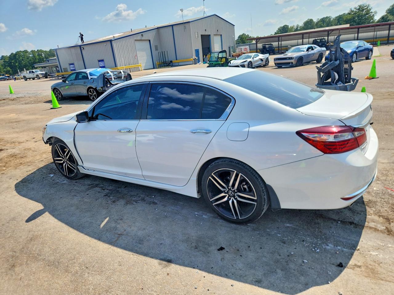 2017 Honda Accord Sport Special Edition - Фото 2