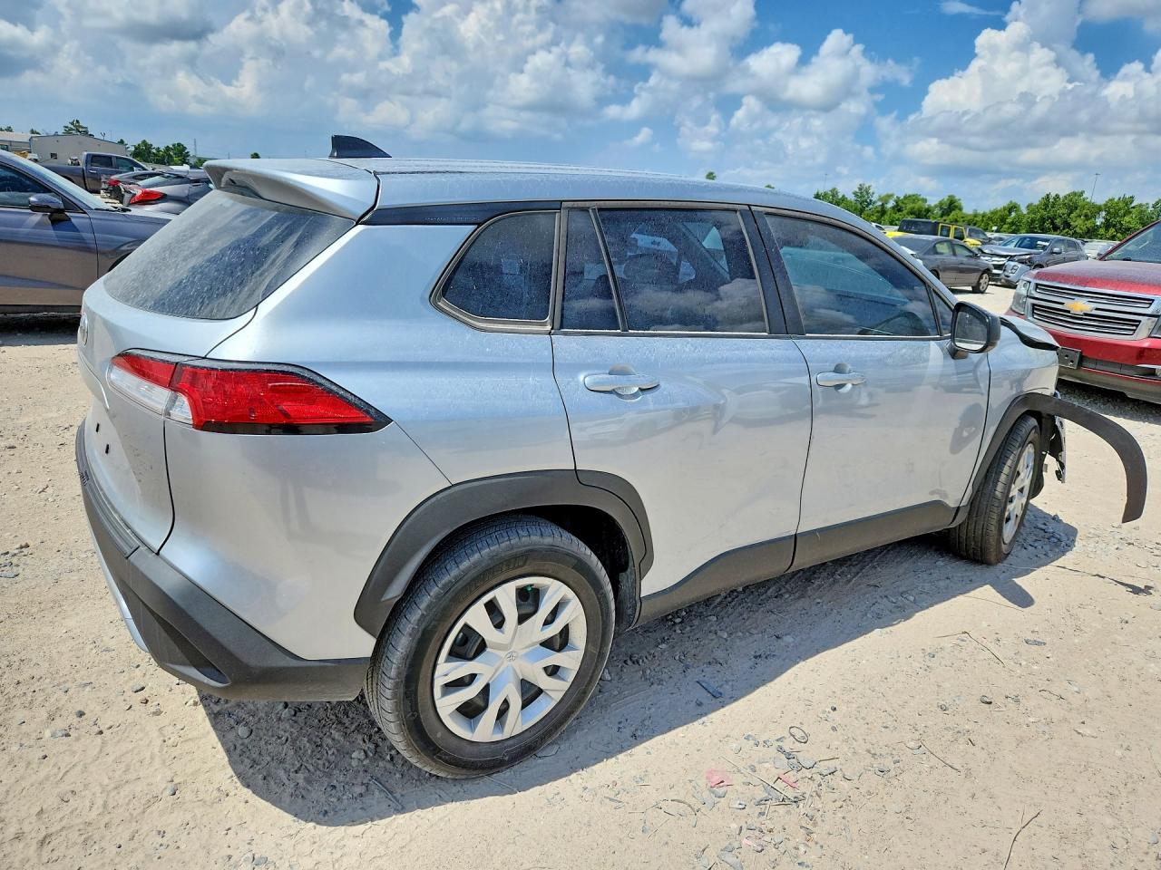 2023 Toyota Corolla Cross L - Image 3