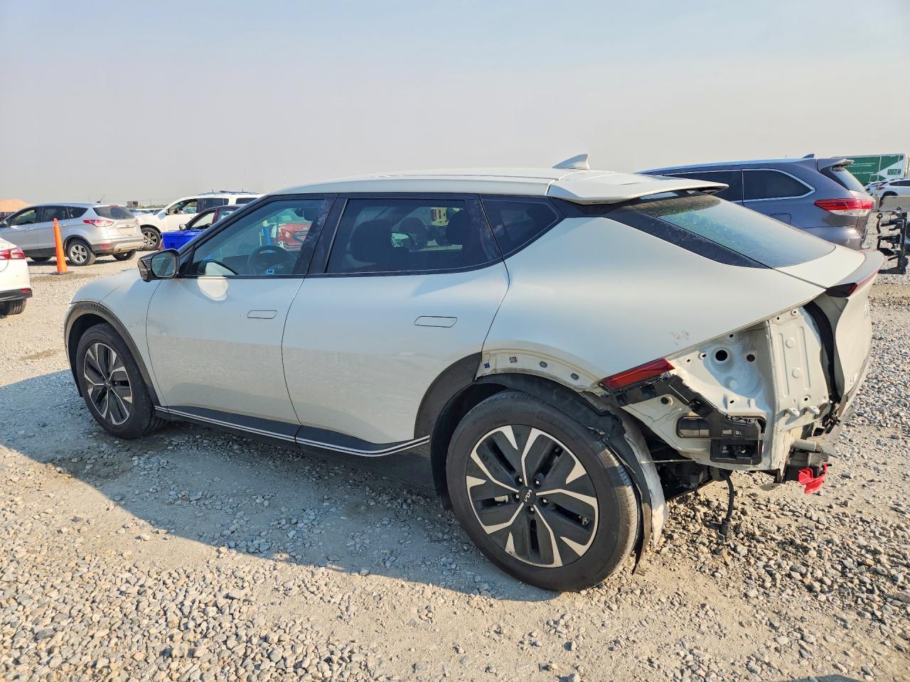 2024 Kia Ev6 Wind - Фото 2