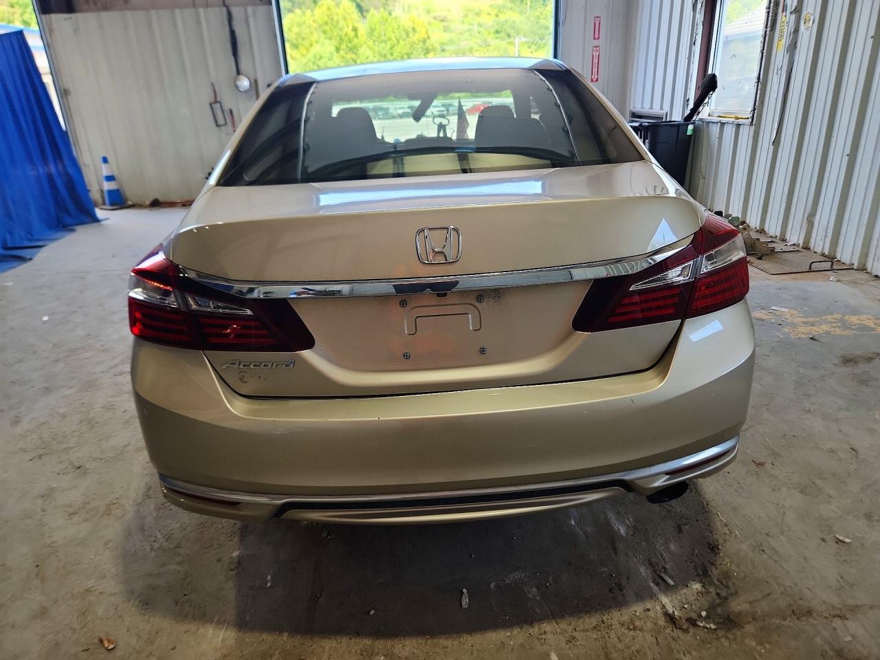 2017 Honda Accord Lx - Фото 6