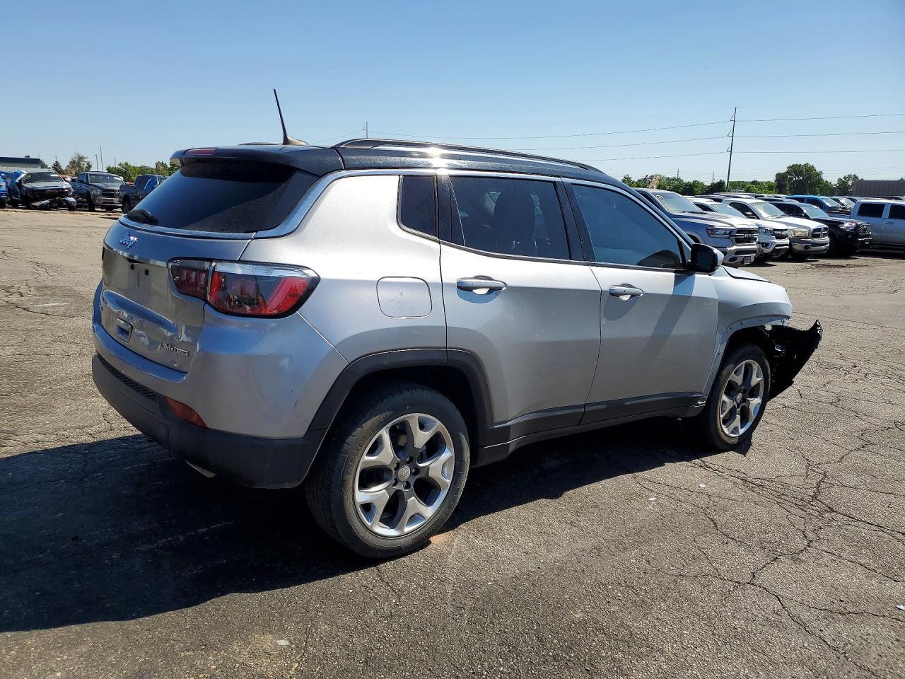 2019 Jeep Compass Limited - Image 3